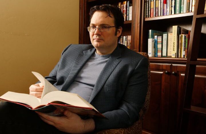 Brandon Sanderson Net Worth 2025 estimated at $50 million, bestselling fantasy author of Mistborn and The Stormlight Archive.