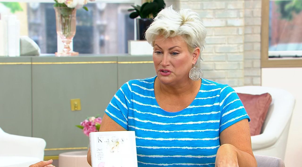 Kim Gravel crowned Miss Georgia 1991, beginning her pageant career and later competing in Miss America 1992 with national recognition.